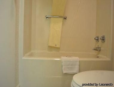 Knights Inn Ft Wayne Форт Уэйн Номер фото